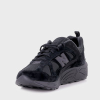 New Balance Mu&scaron;ka patika 70MCJ10541