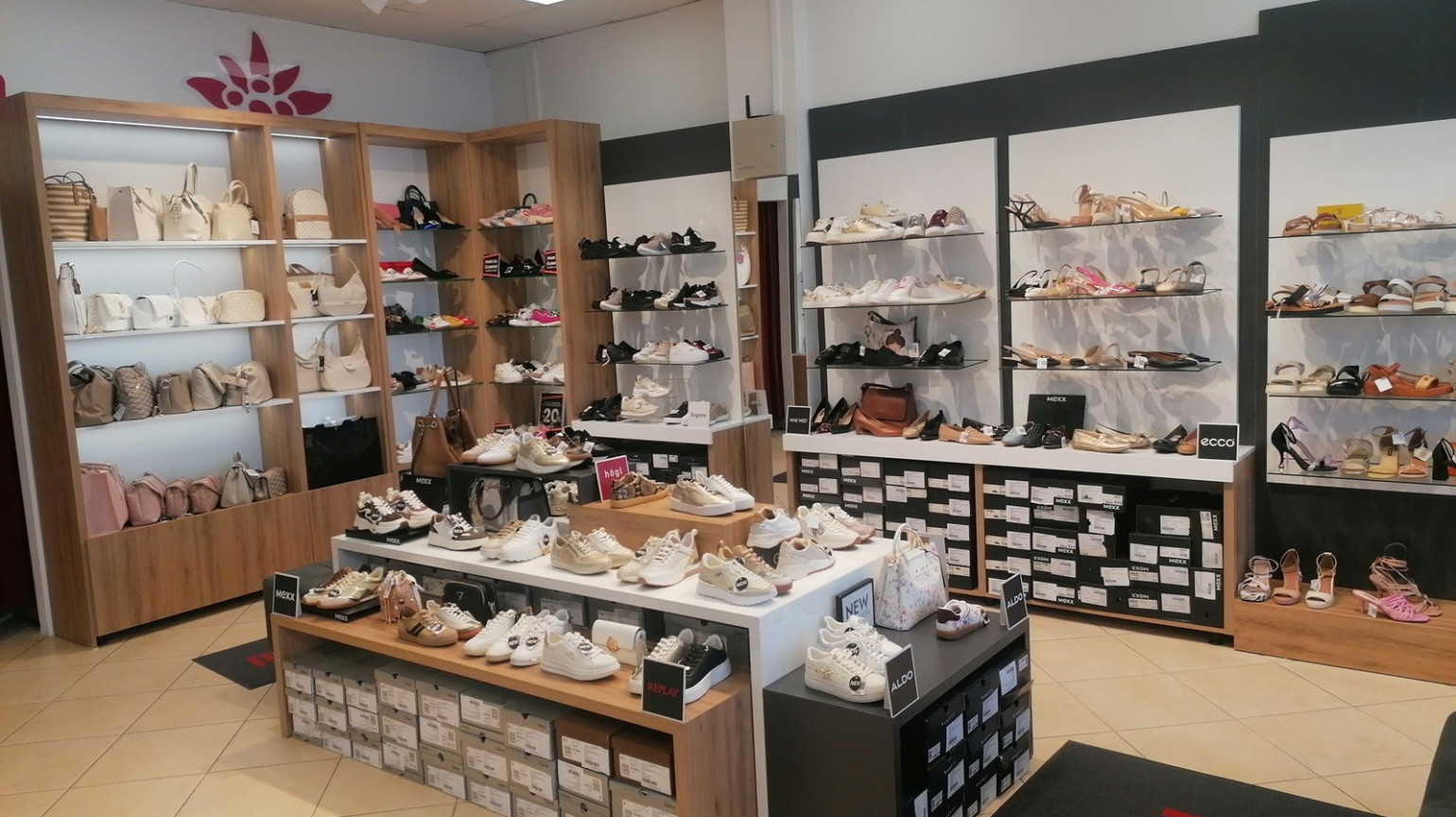 Renovirana Planika trgovina u Vitezu!