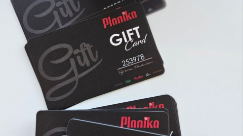 Give Love – Gift Planika Card