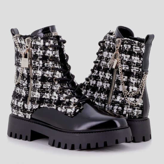  Ženska gležnjerica