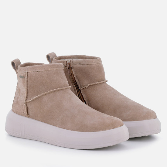  Ženska gležnjerica