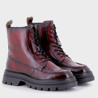  Ženska gležnjerica