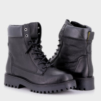  Ženska gležnjerica