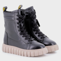  Ženska gležnjerica